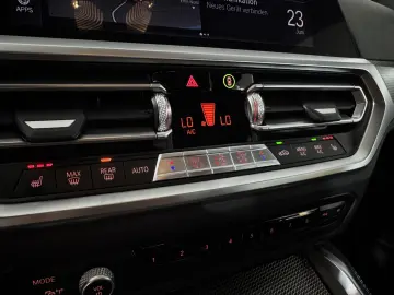 BMW M440 i xDrive  Aero Shadow Live S-AGA Navi DAB