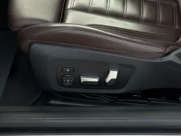 BMW M440i xDrive Coupe Edelholz Laser Memory HuD H&K
