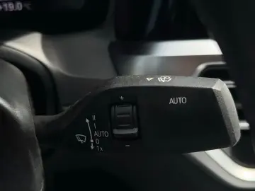 BMW M440i xDrive Coupe Edelholz Laser Memory HuD H&K