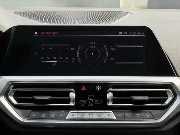 BMW M440i xDrive Coupe Edelholz Laser Memory HuD H&K