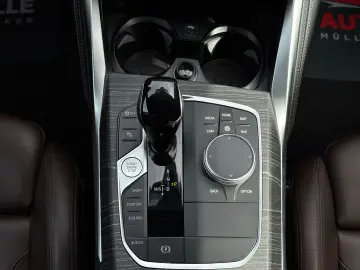 BMW M440i xDrive Coupe Edelholz Laser Memory HuD H&K