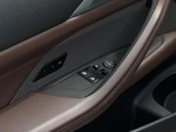 BMW M440i xDrive Coupe Edelholz Laser Memory HuD H&K