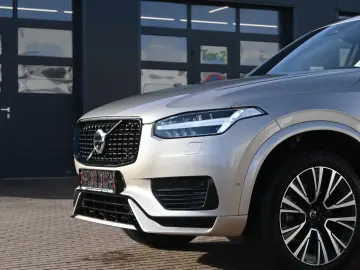 VOLVO XC90 T8 AWD Ultimate Dark STDHZG 360  LUFT 0 5%