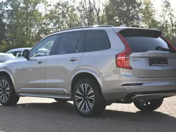 VOLVO XC90 T8 AWD Ultimate Dark STDHZG 360  LUFT 0 5%