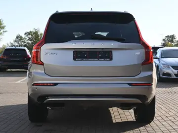 VOLVO XC90 T8 AWD Ultimate Dark STDHZG 360  LUFT 0 5%