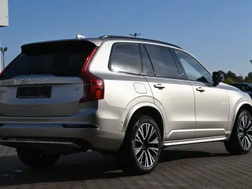 VOLVO XC90 T8 AWD Ultimate Dark STDHZG 360  LUFT 0 5%