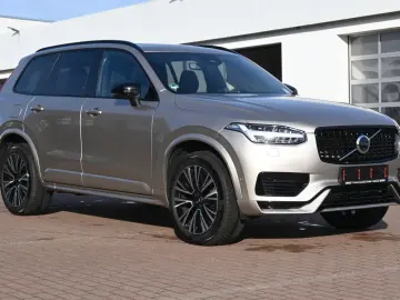 VOLVO XC90 T8 AWD Ultimate Dark STDHZG 360  LUFT 0 5%