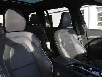 VOLVO XC90 T8 AWD Ultimate Dark STDHZG 360  LUFT 0 5%