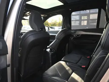 VOLVO XC90 T8 AWD Ultimate Dark STDHZG 360  LUFT 0 5%