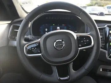 VOLVO XC90 T8 AWD Ultimate Dark STDHZG 360  LUFT 0 5%