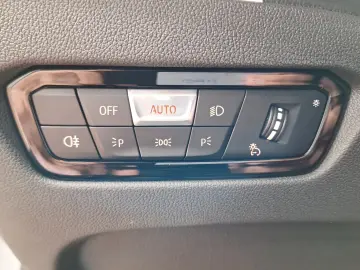 BMW M440d xDrive Coupé Navi Laser PDC Driv.Assist