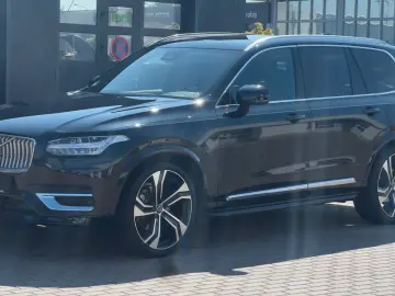 VOLVO XC90 B5 D AWD Bright STDHZG 360  LUFT ACC PANO