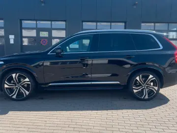 VOLVO XC90 B5 D AWD Bright STDHZG 360  LUFT ACC PANO