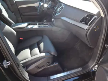 VOLVO XC90 T8 Plus Dark Rech Plug Hybrid AWD Luft AHK