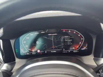 BMW M440i xDrive Coupe LED NAVI HUD LEDER MEMORY 19