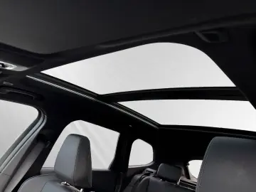 BMW X1 xDrive23i M Sport Pano Head-Up H K DAProf.