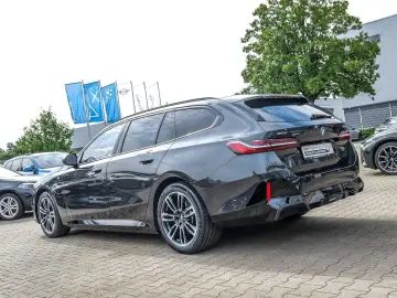 BMW 550e xDrive Touring M Sport HuD Pano AHK Bowers&