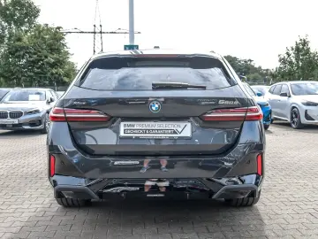 BMW 550e xDrive Touring M Sport HuD Pano AHK Bowers&