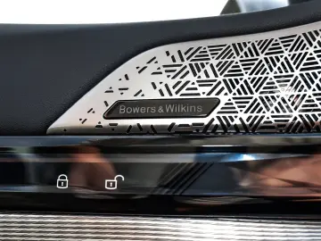 BMW 550e xDrive Touring M Sport HuD Pano AHK Bowers&