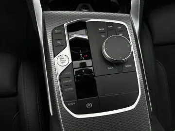 BMW M440i xDr.GranCoupe ACC Kamera el-Sitze AHK 19