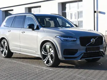 VOLVO XC90 T8 AWD Ultra Dark 360  B&W LUFT HUD ACC