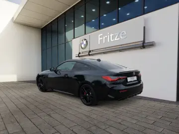 BMW M440i xDrive LASER KLIMAAUTO NAVI SHZ LHZ PDC