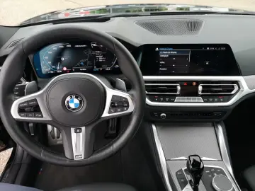 BMW M440i xDrive LASER KLIMAAUTO NAVI SHZ LHZ PDC