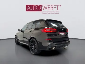 BMW X5 40d xDr 7SITZER LASER TV PANO AHK BLACK SOFT