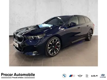BMW 550e xDrive Touring M Sport Pro HUD PANO ACC AHK