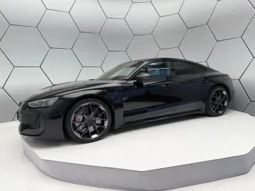 AUDI RS e-tron GT performance Carbon Massage Keramik