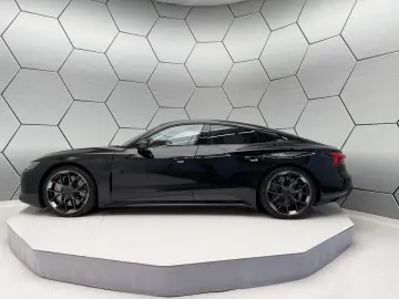 AUDI RS e-tron GT performance Carbon Massage Keramik