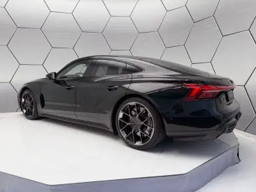 AUDI RS e-tron GT performance Carbon Massage Keramik