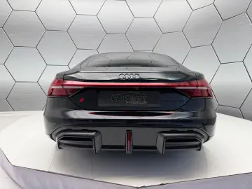 AUDI RS e-tron GT performance Carbon Massage Keramik