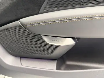 AUDI RS e-tron GT performance Carbon Massage Keramik