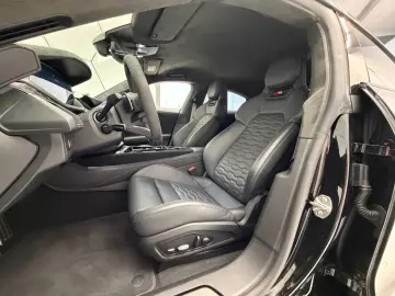 AUDI RS e-tron GT performance Carbon Massage Keramik