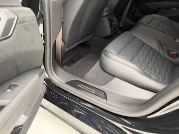 AUDI RS e-tron GT performance Carbon Massage Keramik