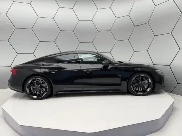 AUDI RS e-tron GT performance Carbon Massage Keramik