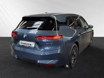 BMW iX xDrive45 Inkl. € 1.190 Zubehörbonus  Lr. 684