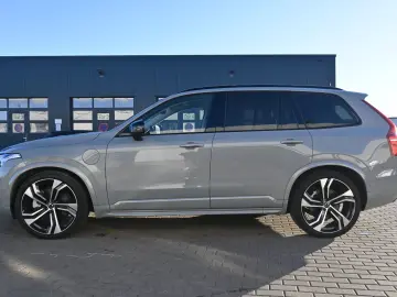 VOLVO XC90 T8 AWD Ultra Dark 360  B&W LUFT HUD ACC