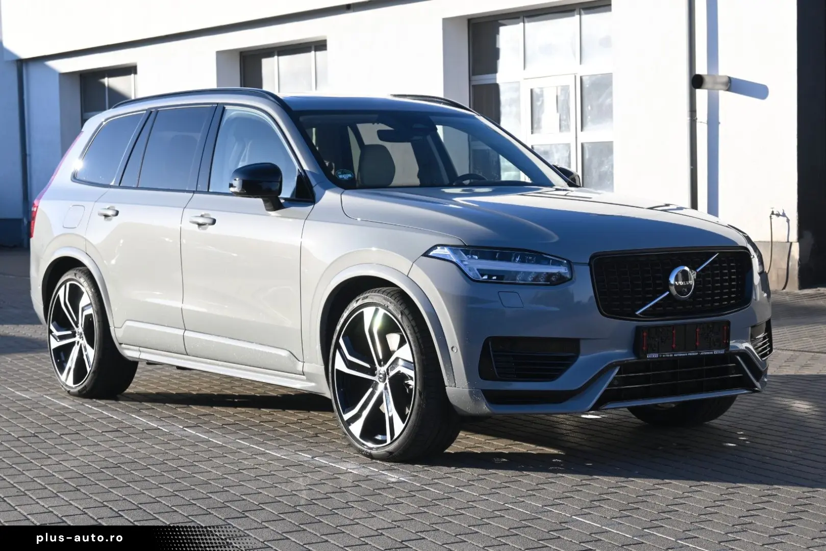 VOLVO XC90 2024 — imagine 8