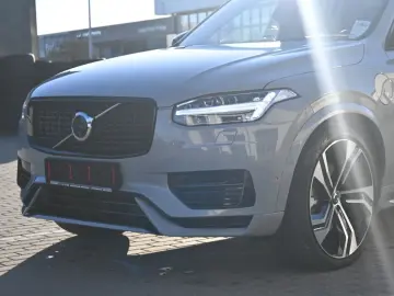 VOLVO XC90 T8 AWD Ultra Dark 360  B&W LUFT HUD ACC
