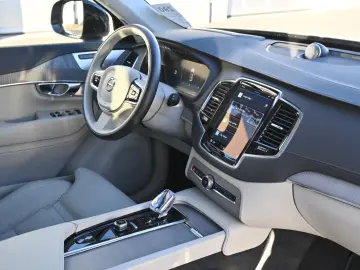 VOLVO XC90 T8 AWD Ultra Dark 360  B&W LUFT HUD ACC