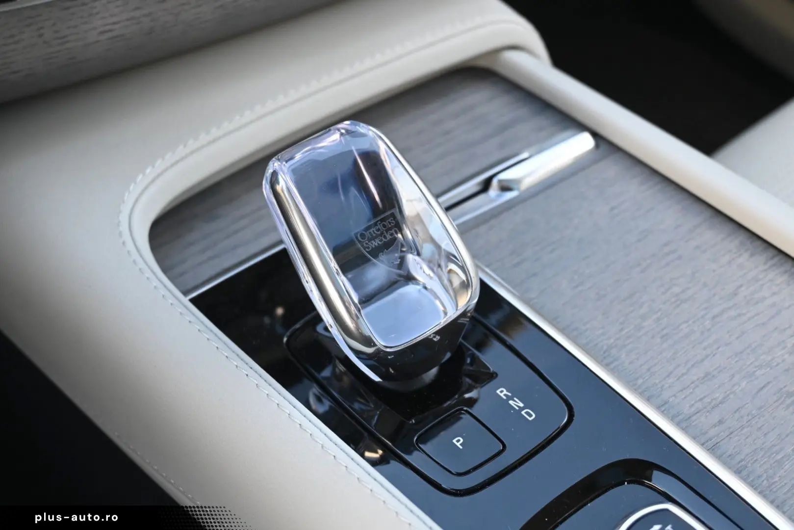 VOLVO XC90 2024 — imagine 34