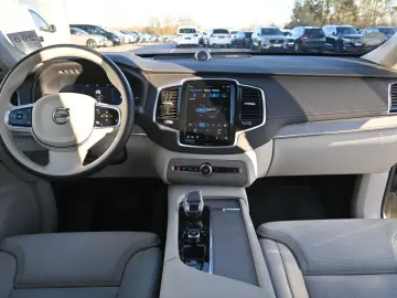 VOLVO XC90 T8 AWD Ultra Dark 360  B&W LUFT HUD ACC