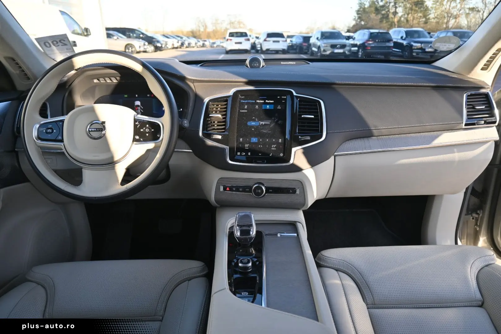 VOLVO XC90 2024 — imagine 42