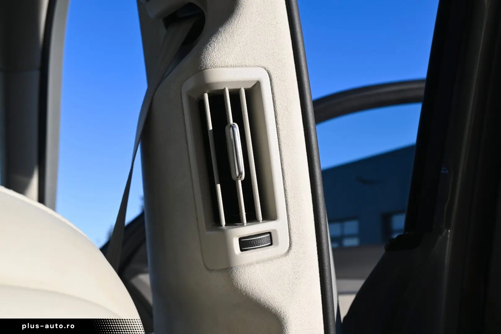 VOLVO XC90 2024 — imagine 45