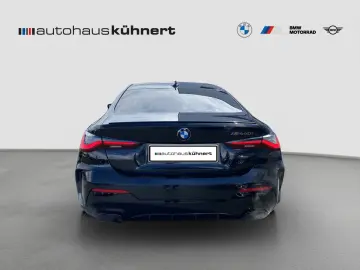 BMW M440i Coupe Laser SpurAss HiFi Navi RFK AUT