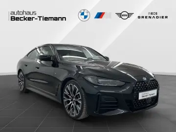 BMW M440i xDrive A Gran Coupe HuD variable Sportlenk
