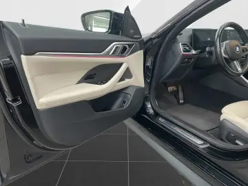 BMW M440i xDrive A Gran Coupe HuD variable Sportlenk