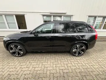 VOLVO XC90 T8 AWD Ultra Dark Autom. NAVI
